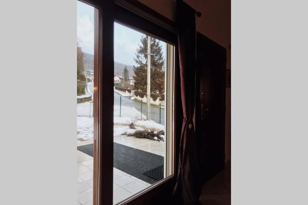 Maison Entiere Au Pied Du Plateau Du Retord 2 Chambres Sdb - Vouvray Ochiaz Luaran gambar